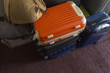 Fazla Bagaj ve bagage bir başka üzerine yalan