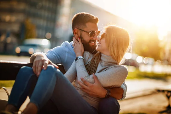 Verliebte Paare Haben Spaß Freien Schönes Wochenende Zusammen Genießen Liebendes — Stockfoto
