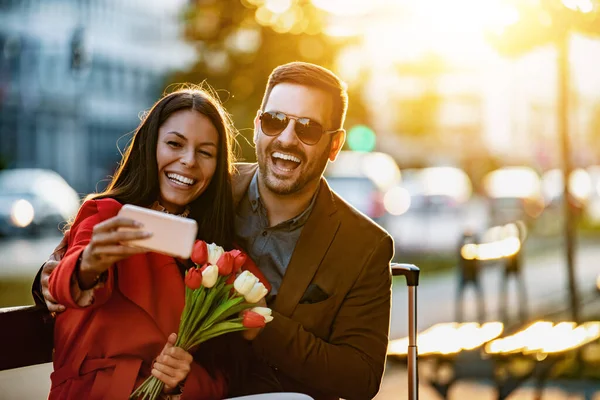 Verliebte Paare Haben Spaß Freien Schönes Wochenende Zusammen Genießen Liebendes — Stockfoto