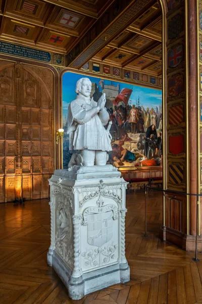 Versailles, Fransa - 27 Ağustos 2019: Versailles Kraliyet Sarayı UNESCO Dünya Mirasları Listesinde.