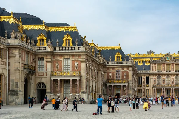 Версаль Франція Серпня 2019 Люди Які Відвідують Версальський Палац Королівський — стокове фото