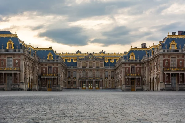 Versalles Francia Agosto 2019 Visitantes Del Palacio Versalles Castillo Real —  Fotos de Stock