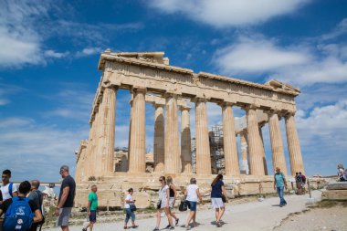 Yunanistan. Atina. Akropol: 25 Haziran 2018: turist Aropolis bölge.