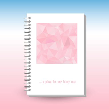 günlük ya da defter sarmal telli defter ile kapak vektör - A5 - düzen broşür kavramı - eski pembe renkli poligonal üçgen bilmece ile biçimlendirmek