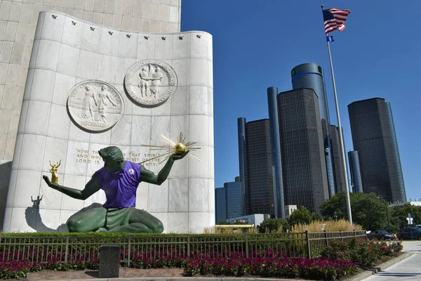 Detroit Michigan Usa September 2019 Spirit Detroit Statue Dans Purple — стоковое фото