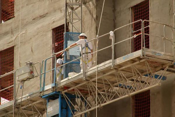 Local Construção Num Ambiente Urbano — Fotografia de Stock