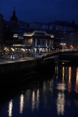 Bilbao şehrindeki şehir manzarası