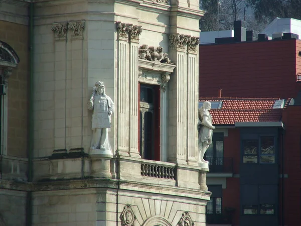 Budynek Dzielnicy Bilbao — Zdjęcie stockowe