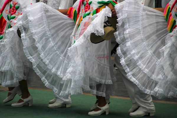 祭りでメキシコの民俗舞踊 — ストック写真