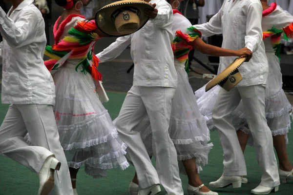 祭りでメキシコの民俗舞踊 — ストック写真