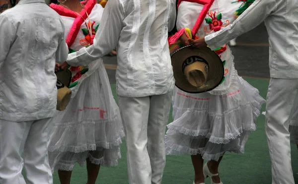Mexikanischer Volkstanz Bei Einem Fest — Stockfoto