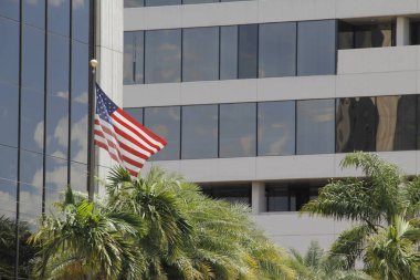 Miami şehir merkezinde bir bina.