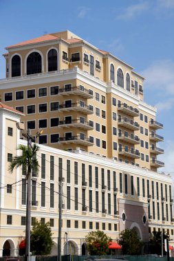 Miami şehir merkezinde bir bina.