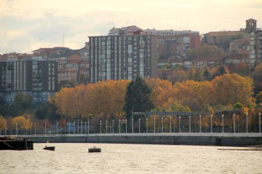 Bilbao nehrinin manzarası