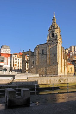 Bilbao nehrinin manzarası