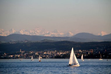 Zrich şehrinde şehir manzarası