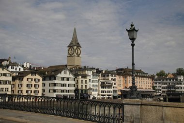 Zrich şehrinde şehir manzarası