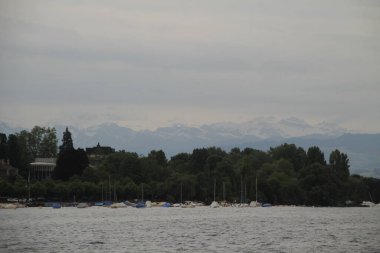 Zrich şehrinde şehir manzarası