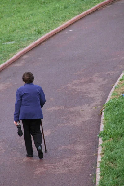 Ageing People Waking Street — Stock Photo, Image