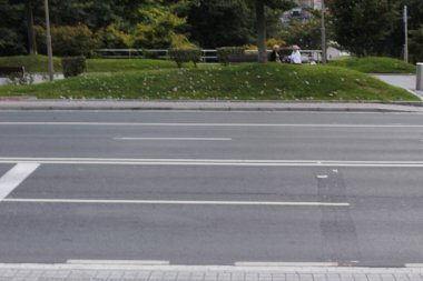 Şehir yolunda trafik vardı.