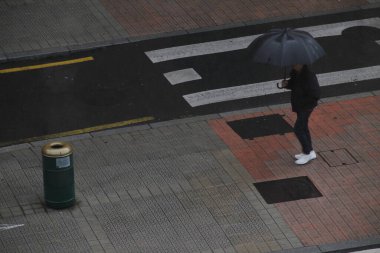 Şehirde yağmurlu bir gün