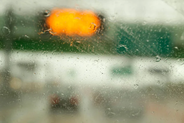 Florida yolunda araba sürüyorum.