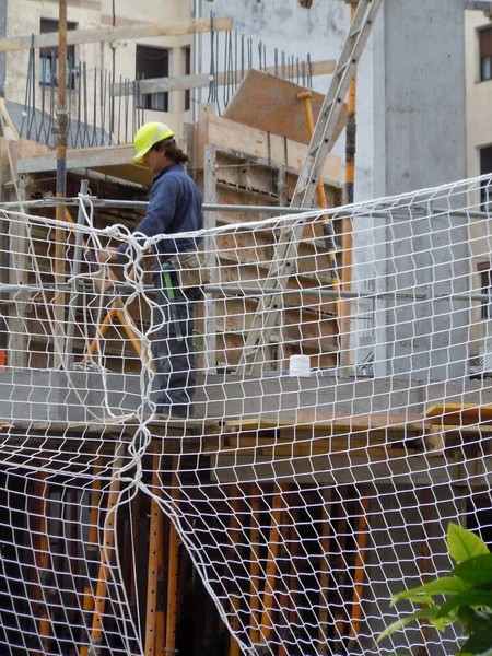 Local Construção Num Ambiente Urbano — Fotografia de Stock