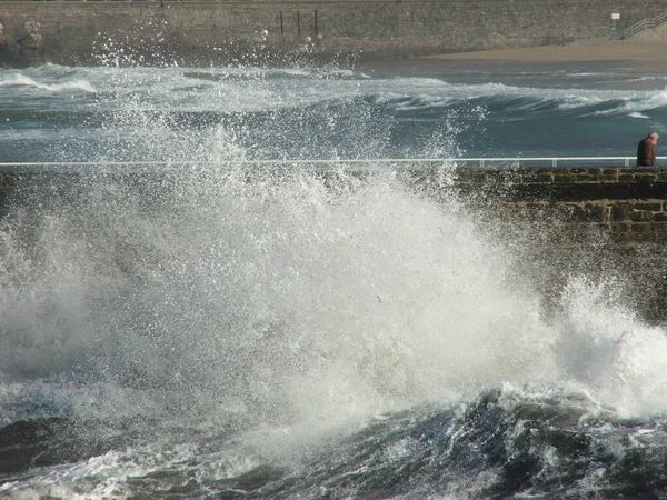 Waves Hitting Shore San Sebastian — Stock Photo, Image