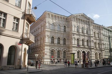 Prag 'ın eski bir kasabasında.