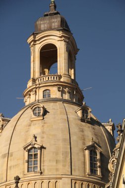 Almanya 'nın eski Dresden kentindeki anıtsal mimari