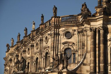 Almanya 'nın eski Dresden kentindeki anıtsal mimari