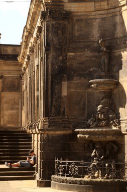 Almanya 'nın eski Dresden kentindeki anıtsal mimari