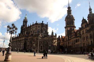 Almanya 'nın eski Dresden kentindeki anıtsal mimari