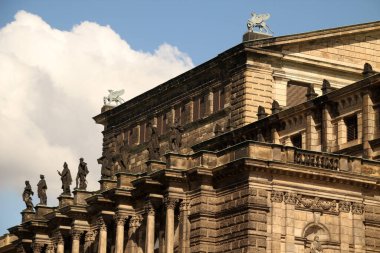 Almanya 'nın eski Dresden kentindeki anıtsal mimari
