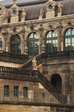 Almanya 'nın eski Dresden kentindeki anıtsal mimari