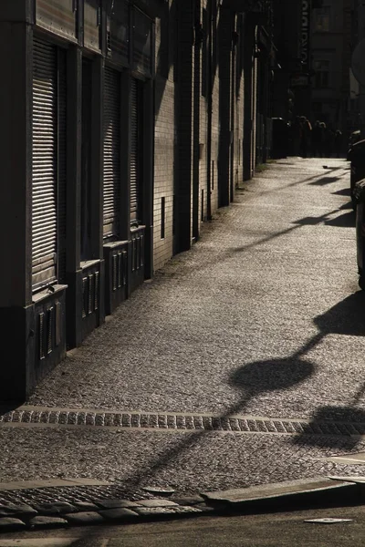 Menschen Die Auf Der Straße Gehen — Stockfoto