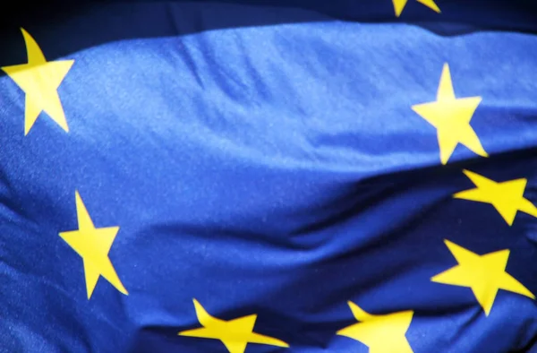 Флаг Европейского Союза Развевается Воздухе — стоковое фото