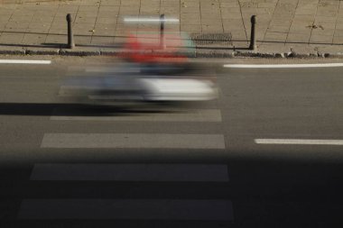 Yolda trafik vardı.
