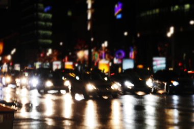 Yolda trafik vardı.