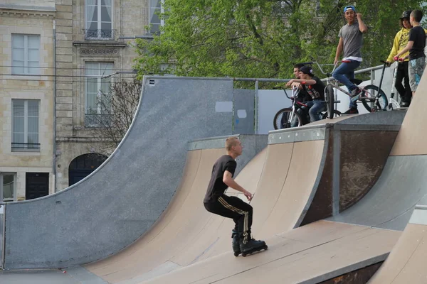 Patinagem Meio Tubo — Fotografia de Stock