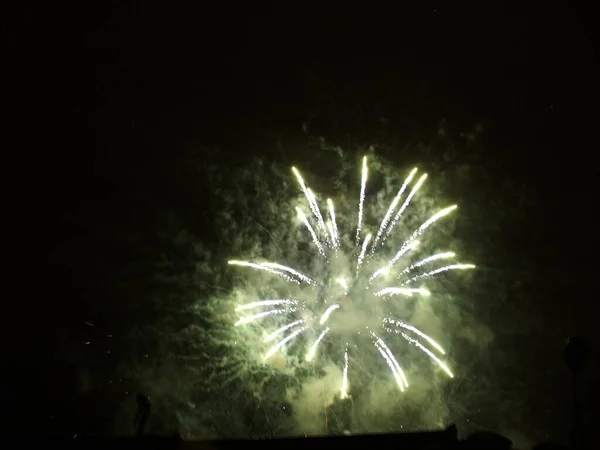 Tűzijáték Fesztivál Alatt — Stock Fotó