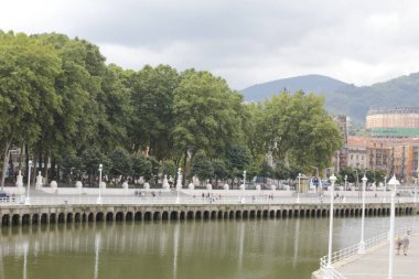 Bilbao şehrinin Arcihtecture 'ı