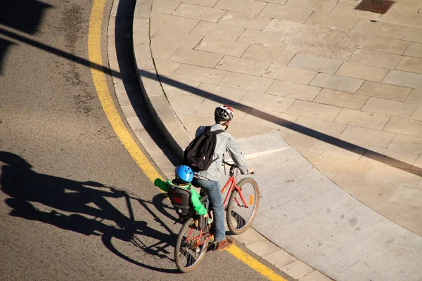 Biking Urban Environment — Stock Photo, Image