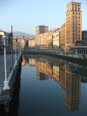 Bilbao şehrinde şehir manzarası