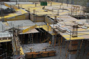 Bir inşaat alanının görüntüsü