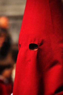 İspanya 'da Kutsal Hafta boyunca geçit töreni