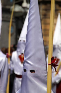 İspanya 'da Kutsal Hafta boyunca geçit töreni