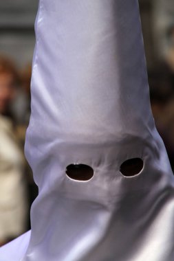 İspanya 'da Kutsal Hafta boyunca geçit töreni