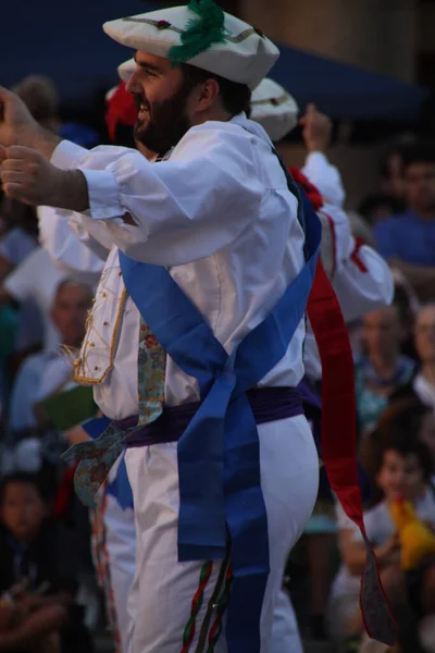 Danse Basque Traditionnelle Dans Festival Folklorique — Photo