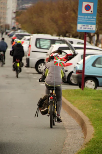 Radfahren Einer Städtischen Umgebung — Stockfoto